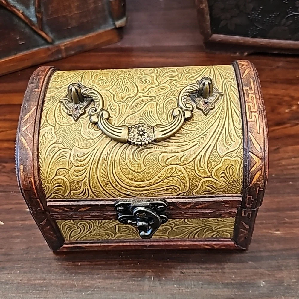 3 vintage wooden boxes with metal hinges and latch closures trinket storage - Picture 4 of 16